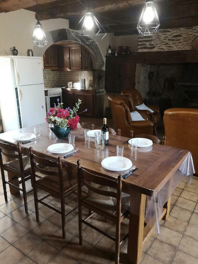 Maison tout confort calme vallée du Lot proche de Conques en Aveyron Extérieur photo